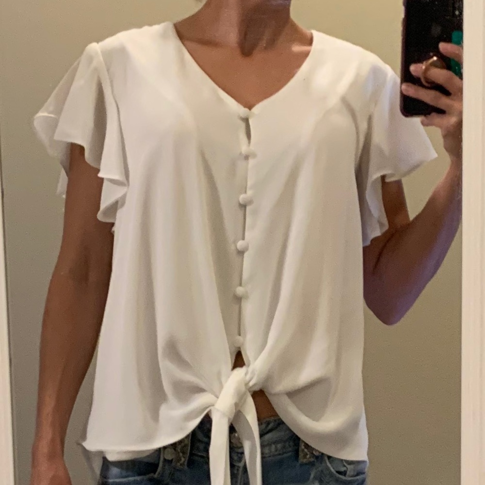 White ruffle short sleeve blouse